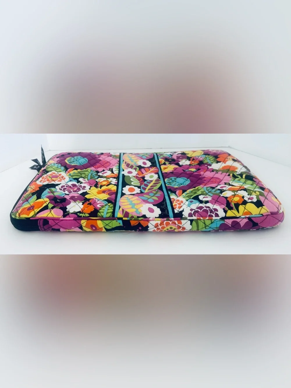 Vera Bradley Va Va Bloom Quilted Laptop Sleeve Padded Soft Zips Inside Pocket